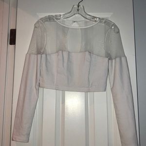 Long sleeve crop top!